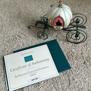 Elegant coach for Cinderella Wdcc